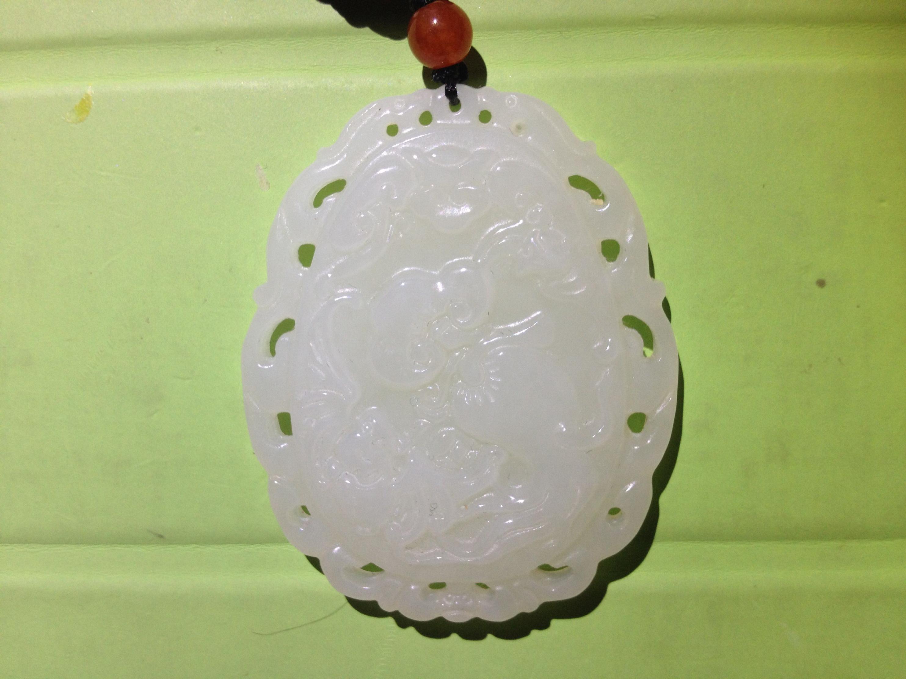 祥麟"如意人生"和田玉浮雕挂件(珍藏款)